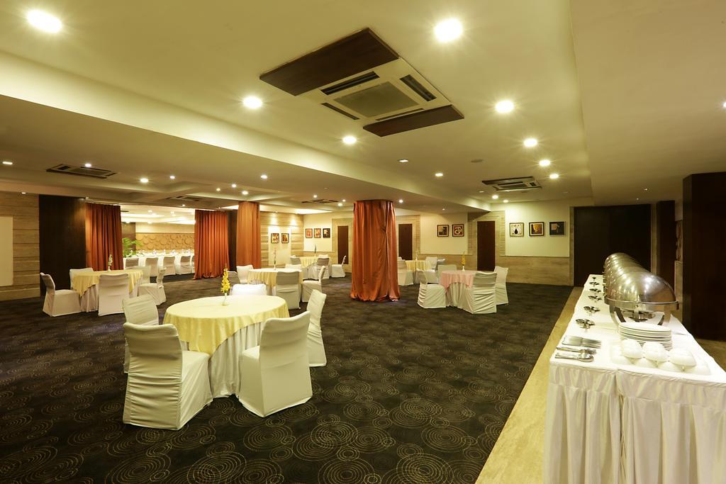 Hotel Corporate Regency Neu-Delhi Exterior foto